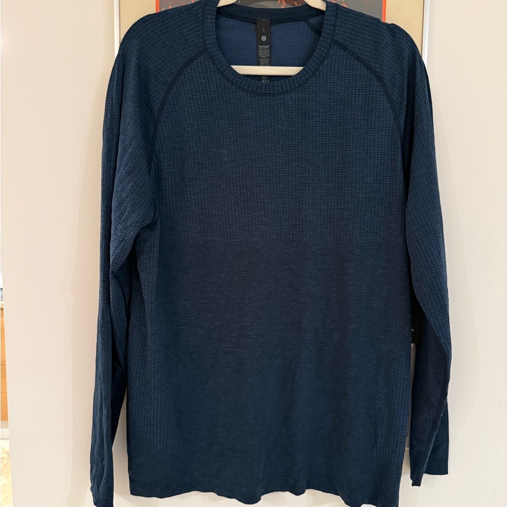 NWT Lululemon Men's Blue Long Sleeve Shirt